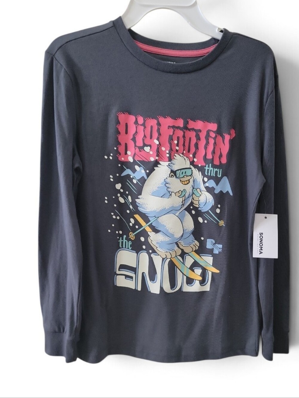 Sonoma Boys Bigfootin Thru The Snow Long Sleeve Graphic T-Shirt NWT Gray